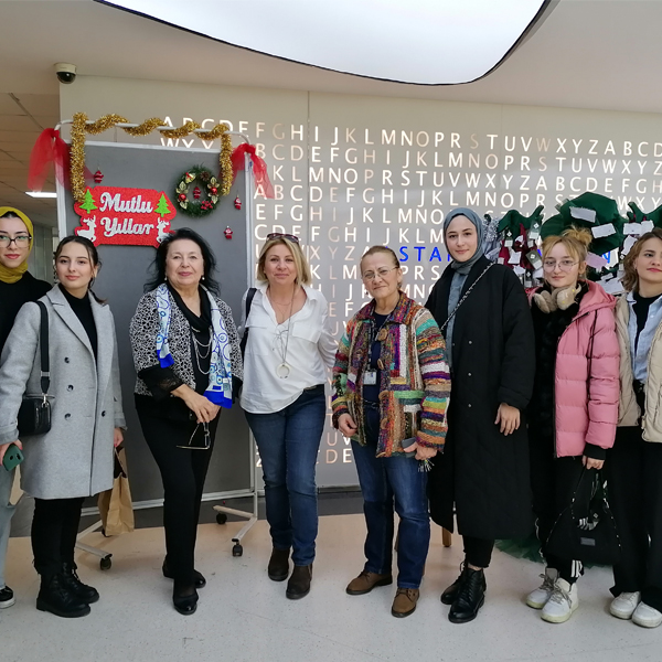 İSTANBUL AYDIN ÜNİVERSİTESİ MODA TASARIM BÖLÜMÜ'NÜN KONUĞU OLDUK