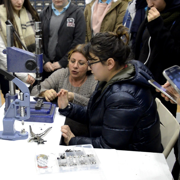 Educational support program for Textile students/'' Metal accessories use in textile market'' By klinkshop.com