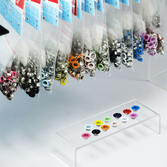 ​Colored eyelets spare packs (without tool)