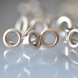 Eyelet 4mm (No.18) - Thumbnail